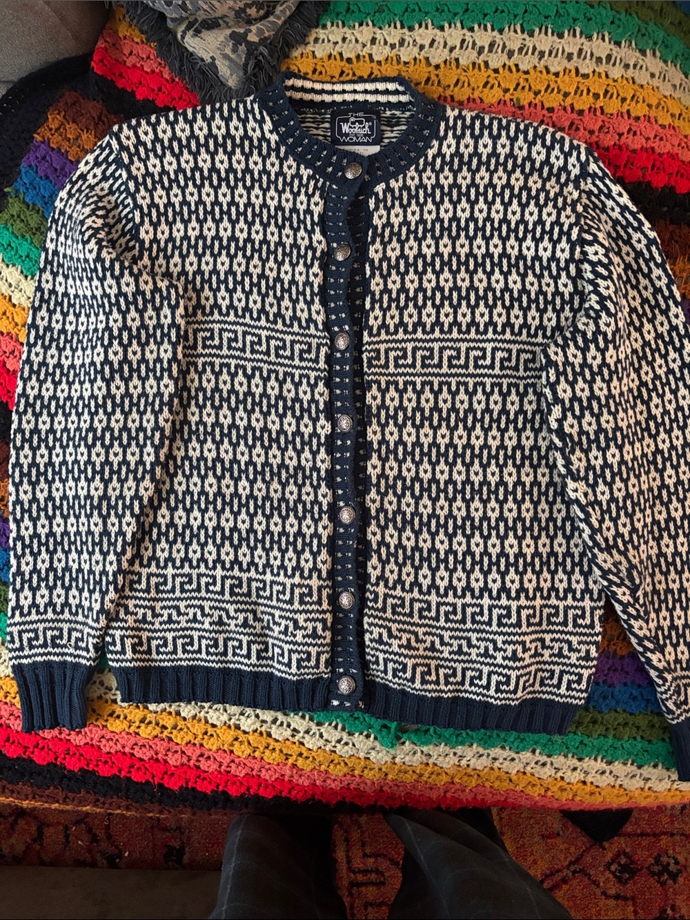 SIZE XL women’s Woolrich Navy and Cream Geo Patterned Cardigan